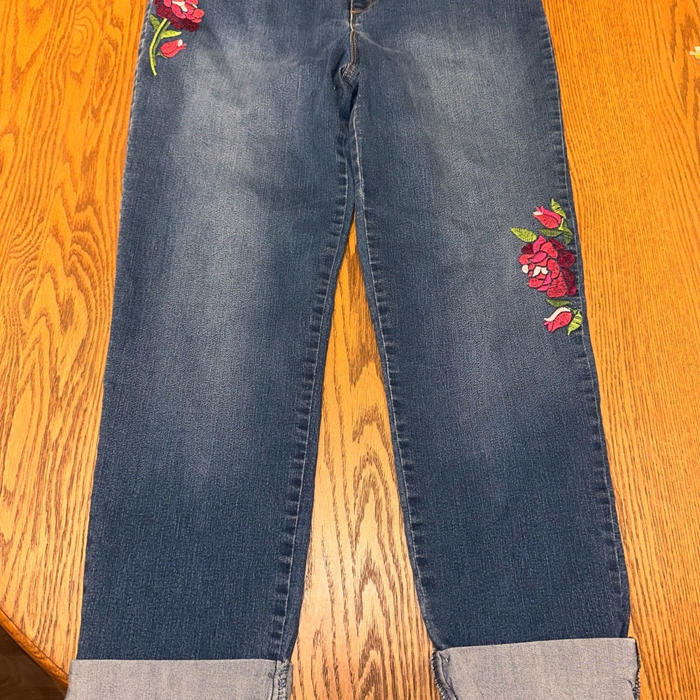 Gloria Vanderbilt Dark Blue Embroidered Boyfriend Jeans